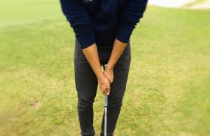 Grip it loose when chipping